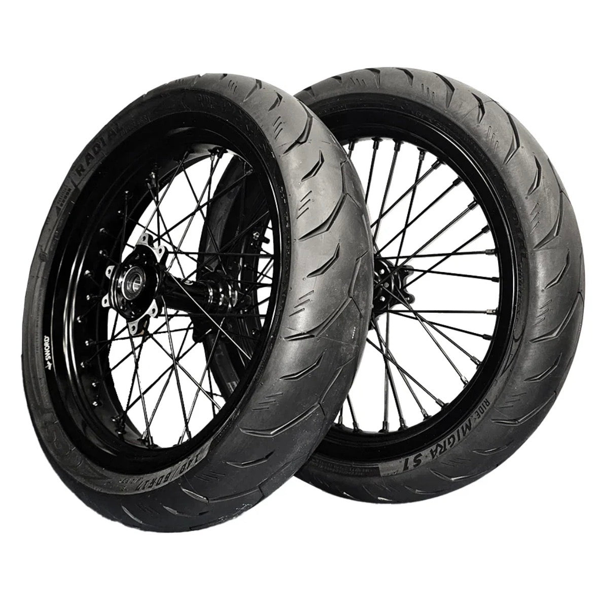Blacked Out 17' Ultra bee Supermoto Wheelset